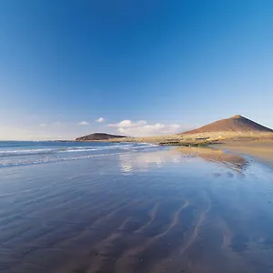 https://estudio-europa-2.tenerifehoteles.net